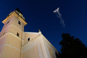 Üstökös Üstökös